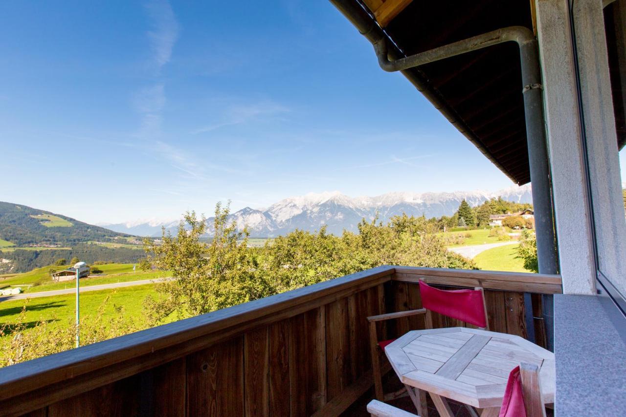 Apartment Wiesenhof - Natur & Weitblick Ueber Innsbruck - Ladestation Fuer Elektroautos Extérieur photo